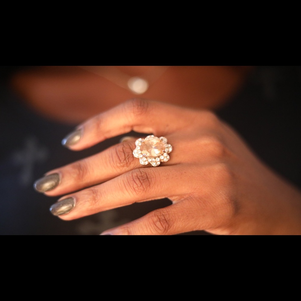 Sonya 11 Golden Girls statement ring